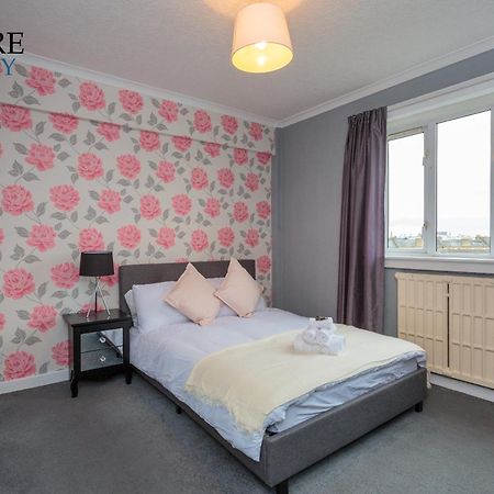 Stunning 3 Bedroom Apartment エディンバラ エクステリア 写真