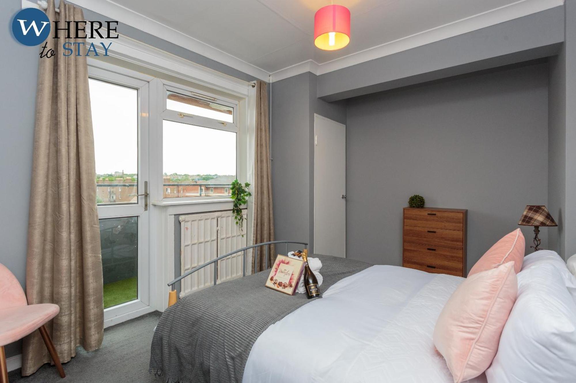 Stunning 3 Bedroom Apartment エディンバラ エクステリア 写真